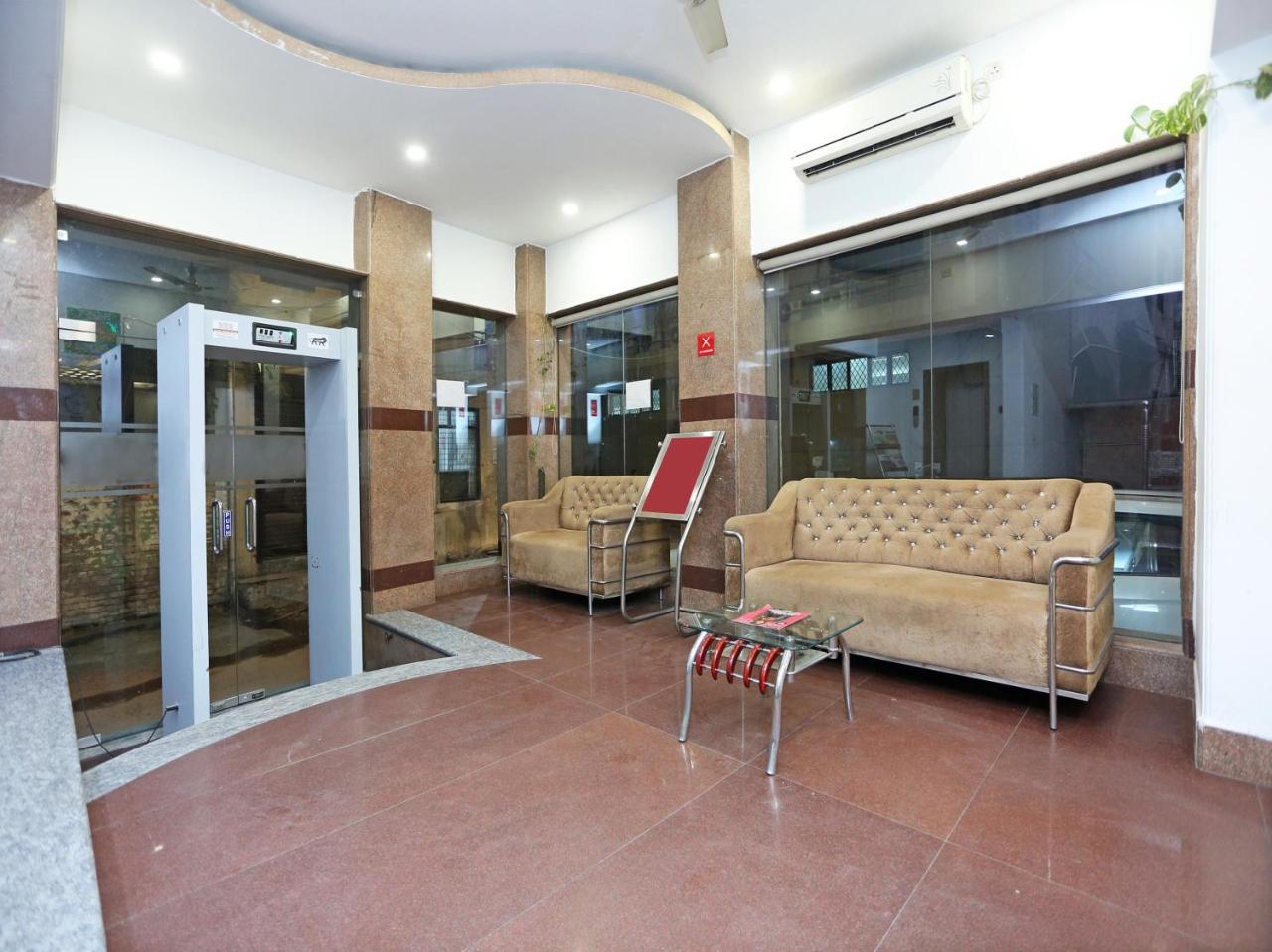 Airport Hotel Ambrosia Yeni Delhi Dış mekan fotoğraf