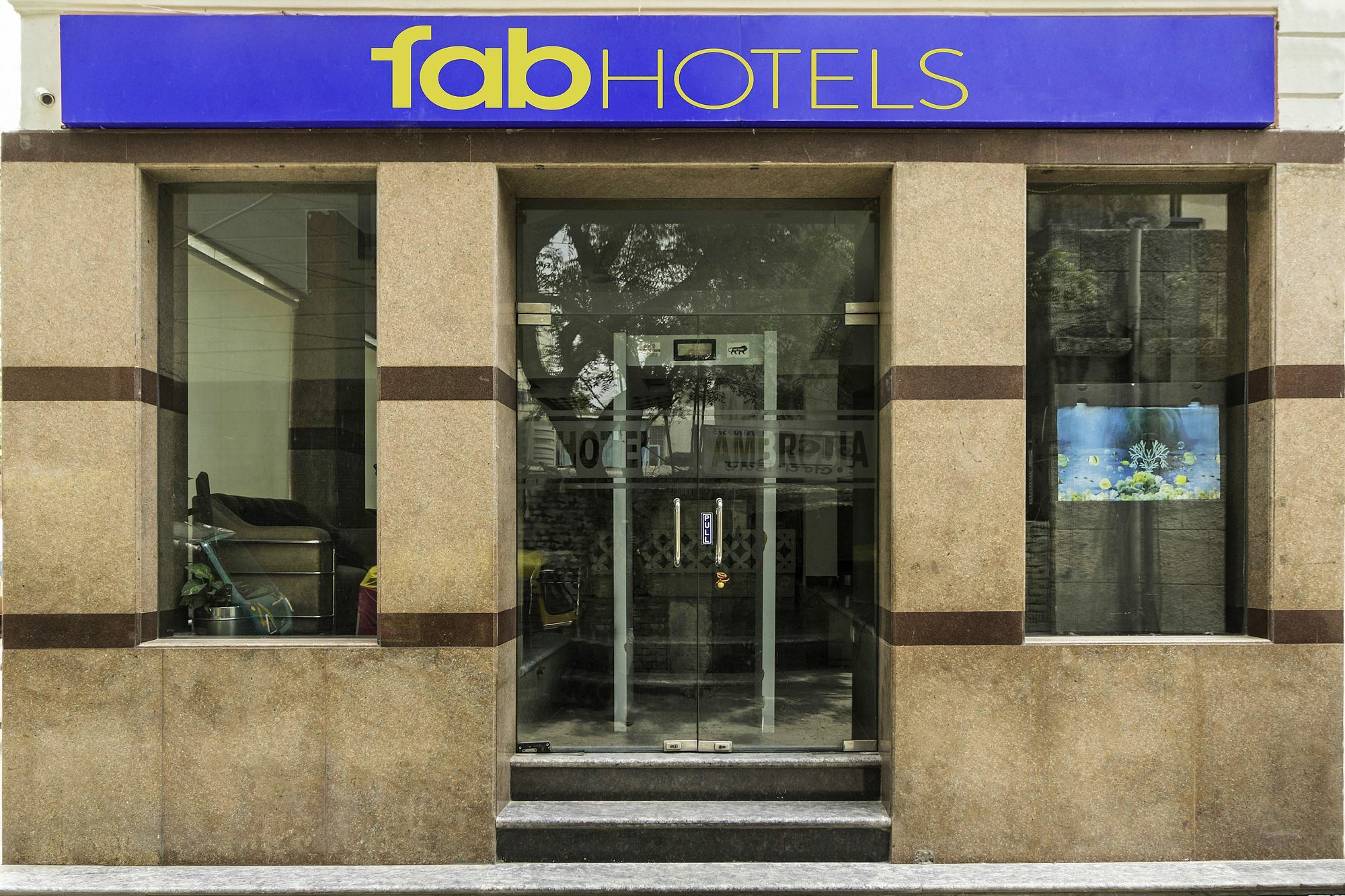 Airport Hotel Ambrosia Yeni Delhi Dış mekan fotoğraf